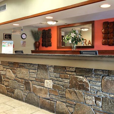 Ramada By Wyndham Asheville / Biltmore West Interior foto